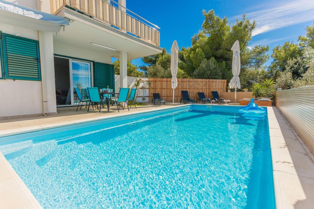 Nono Jure , Private Pool & Sauna Milna  Extérieur photo